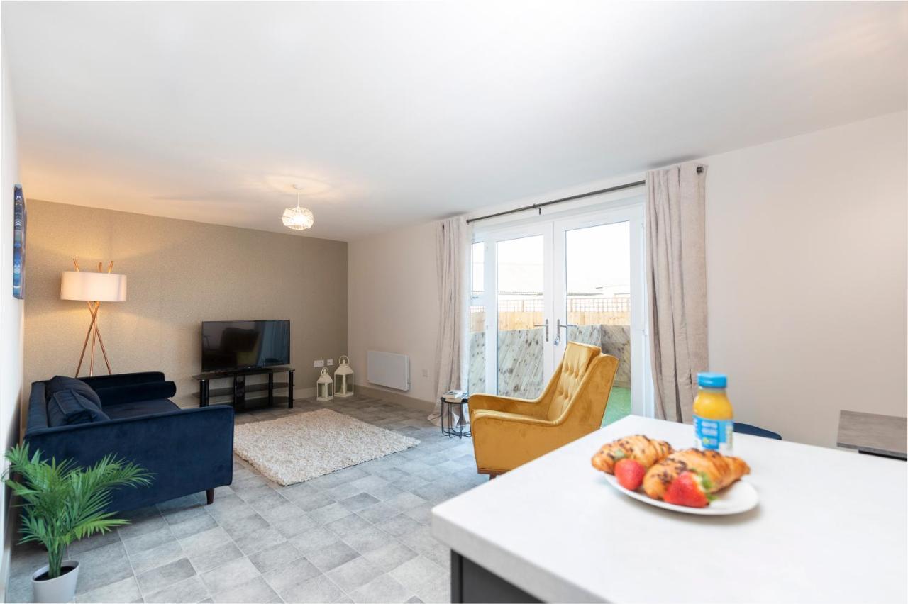 Avery House 2 - Two Bedroom With Outdoor Terrace By Bpne Darlington  Exterior photo